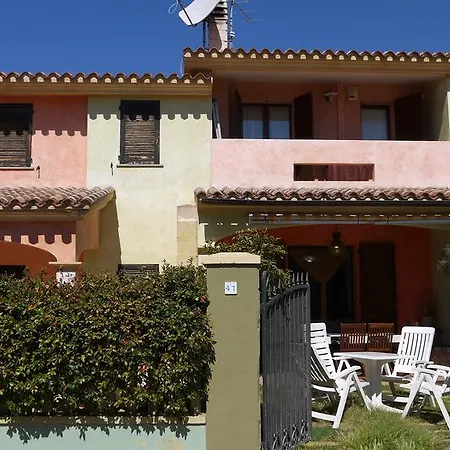 Holiday home Villetta Sweet Simius *